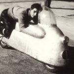1950 Ο Masetti σε δοκιμαστική βόλτα με πρωτότυπη Lambretta στο Monthléry