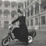 1950 Ιερέας πάνω στη Lambretta του
