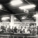 1955 Εργάτες του εργοστασίου της Lambretta στην Ινδονησία