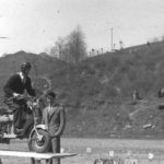 1956 Gymkhana (αγώνες δεξιοτεχνίας με μοτοσικλέτα) με Lambretta στο Πινερόλο