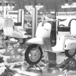 1961 Παρουσίαση του νέου μοντέλου Lambretta 50 στην έκθεση του Μιλάνου