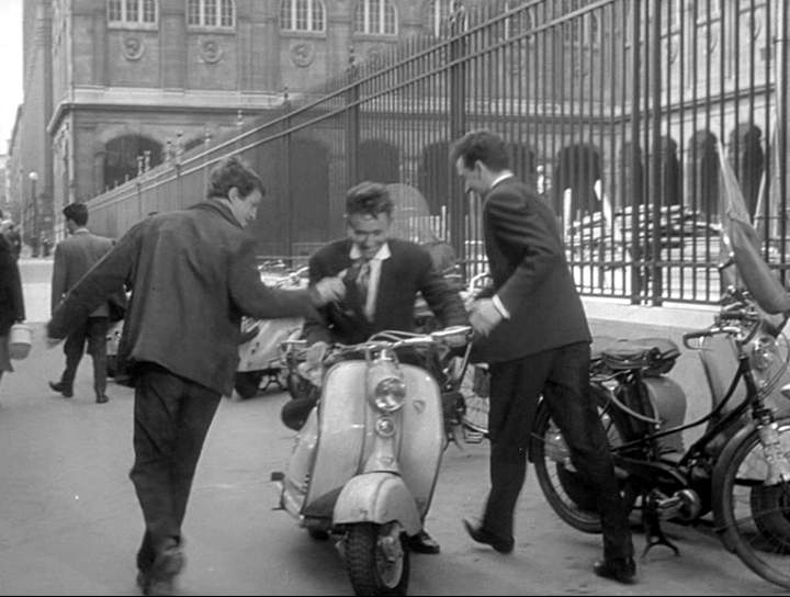 1956 Lambretta LD 125 in A pied, à cheval et en voiture, Movie, 1957