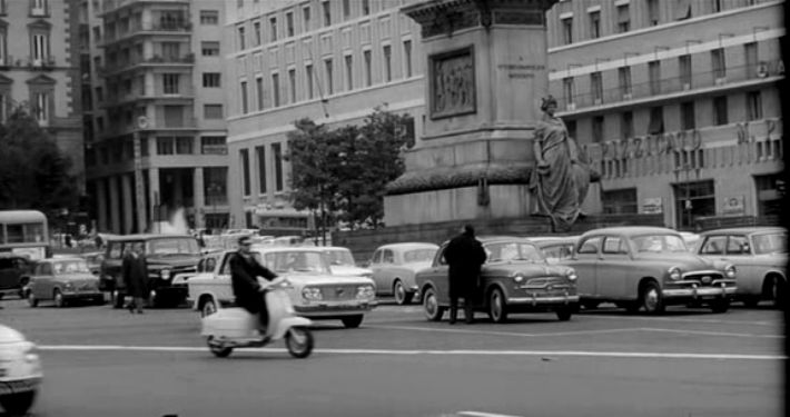 Lambretta LI Series 3 in Le mani sulla città, Movie, 1963