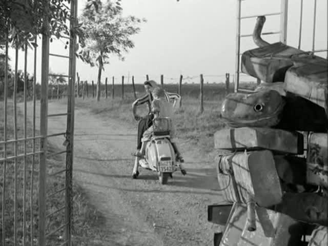 Lambretta Li 125 in Audace colpo dei soliti ignoti, Movie, 1960