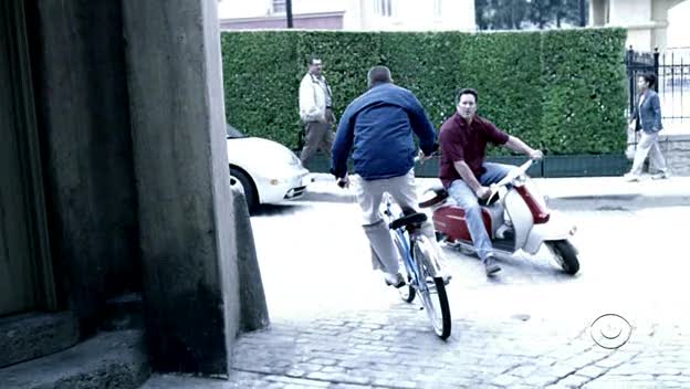 Lambretta Li 150 Special in The Unit, TV Series, 2006-2009 Ep. 1.05