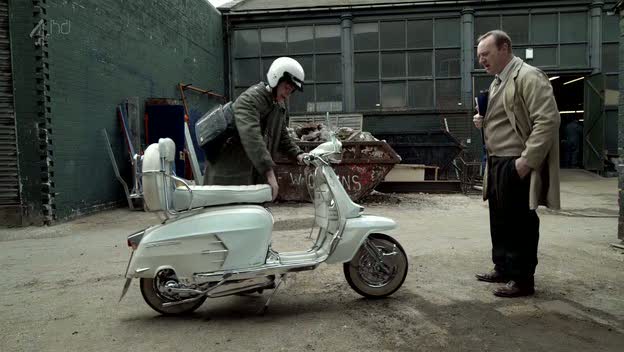 Lambretta SX in This Is England '86, TV Series, 2010 Ep. 1.03