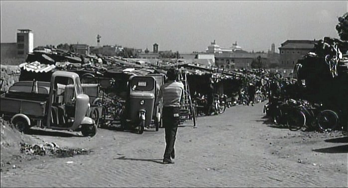 1961 Lambretta 150 FD-C in Mamma Roma, Movie, 1962 three wheeler