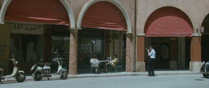 1951 Lambretta D in Gli amici del bar Margherita, Movie, 2009