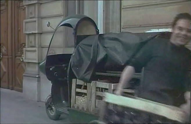 Lambretta FD in La grande lessive, Movie, 1968 three wheeler built in France